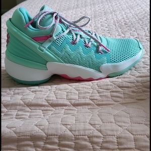 NWT Adidas DON issue #2 woman's sneakers